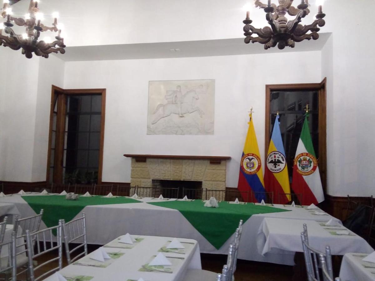Hotel Boutique El Libertador Zipaquirá Exteriör bild